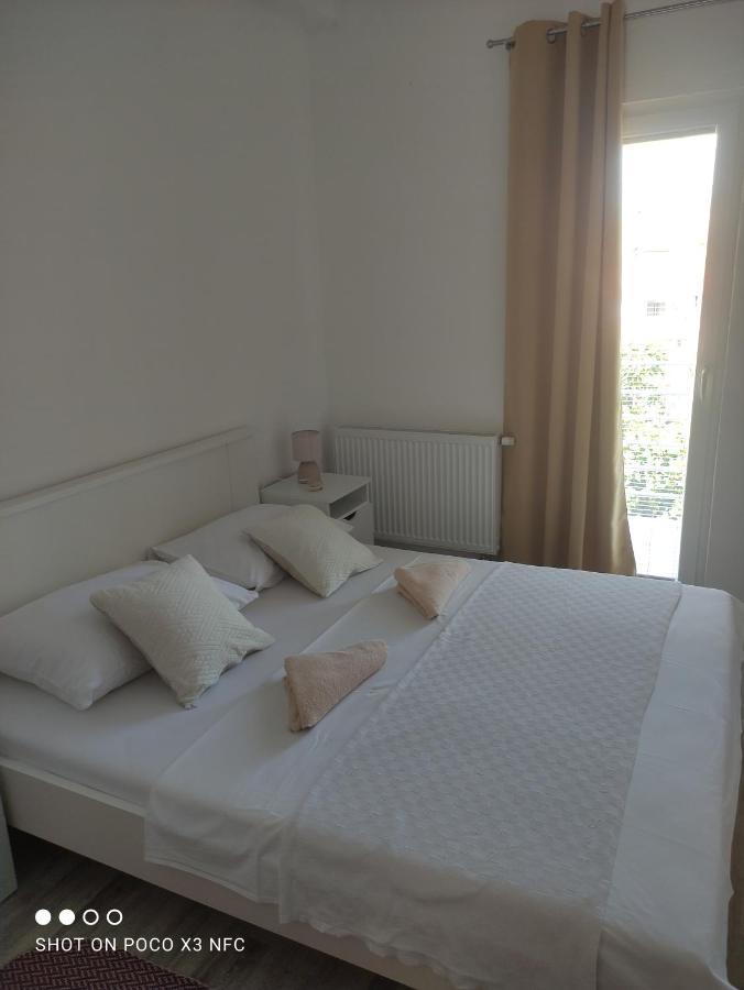 Apartmani Lana Шибеник Экстерьер фото