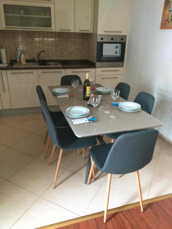 Apartmani Lana Шибеник Экстерьер фото